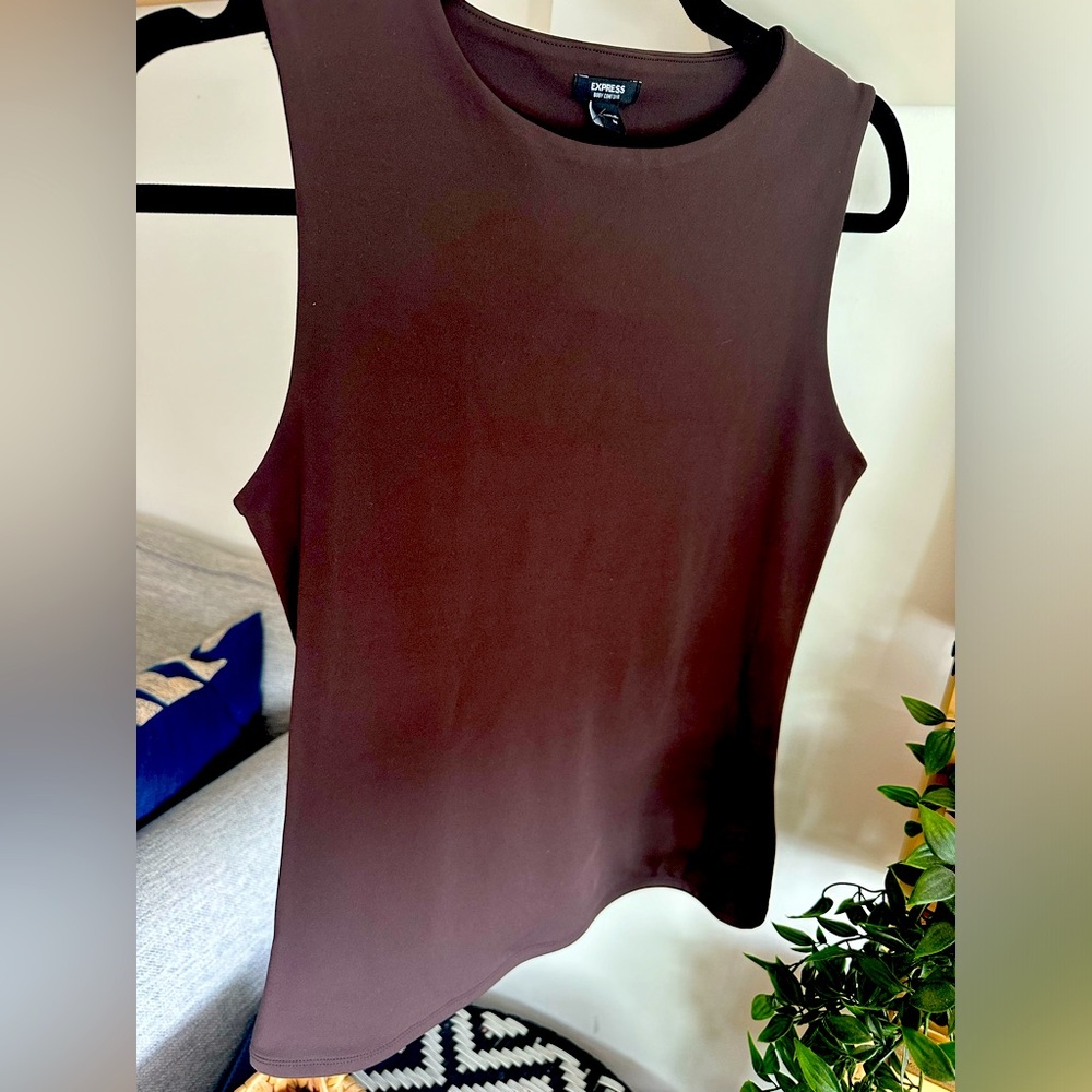 EXPRESS body contour top